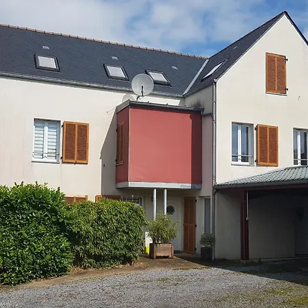 Maison cosy idéale pour 2 familles avec jardin à 10 min plage Casa de Férias *